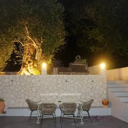 Serenity In Corfu - Escape To Paradise Holiday home Kouspades